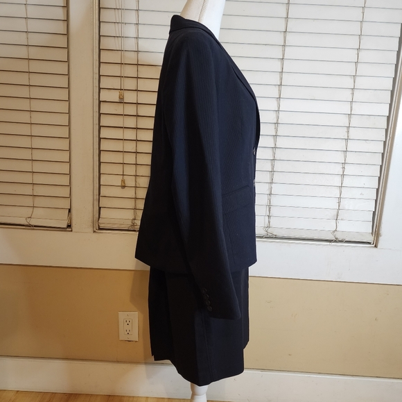 New York & Co Women's Two-piece Suit - Picture 6 of 14